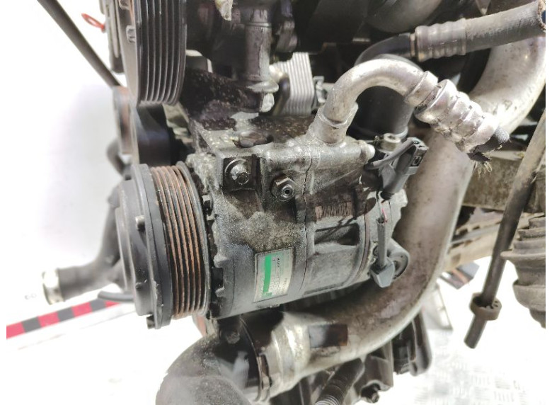Компрессор кондиционера к Mercedes S W220, 2002г.