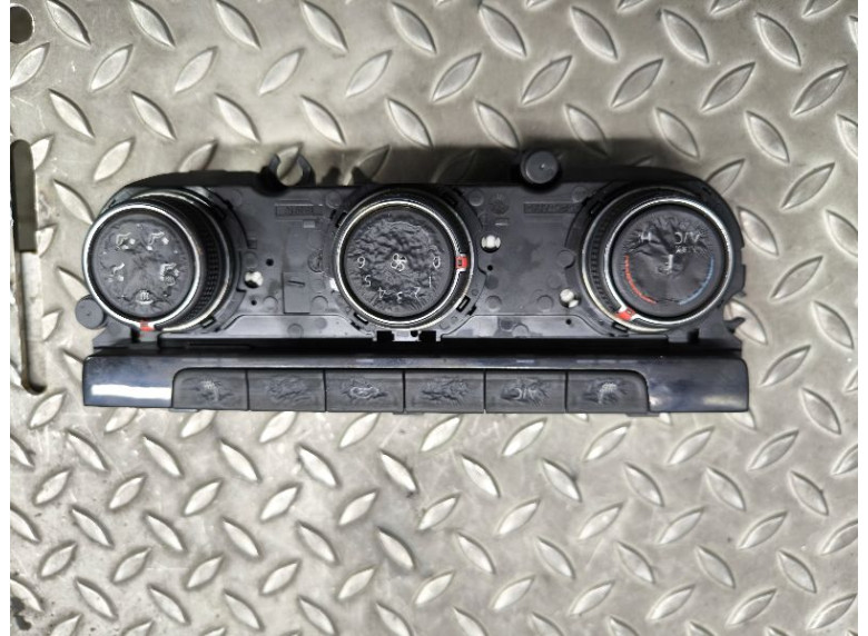 Блок управления печки/климат-контроля к Volkswagen Transporter, 2019г.