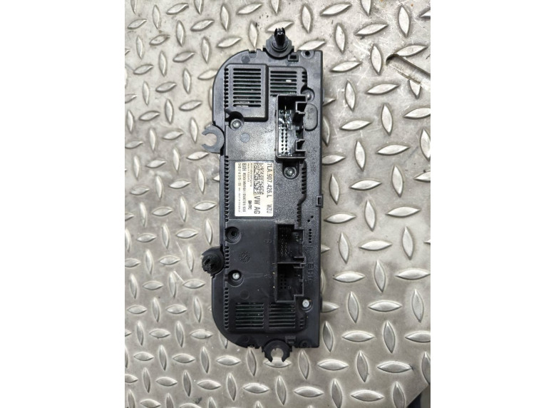 Блок управления печки/климат-контроля к Volkswagen Transporter, 2019г.
