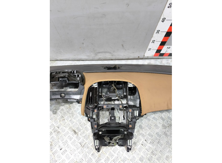 Панель передняя салона (торпедо) к Opel Astra, 2011г.