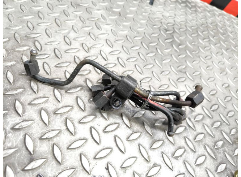 Трубка топливная к Mercedes C W203, 2005г.