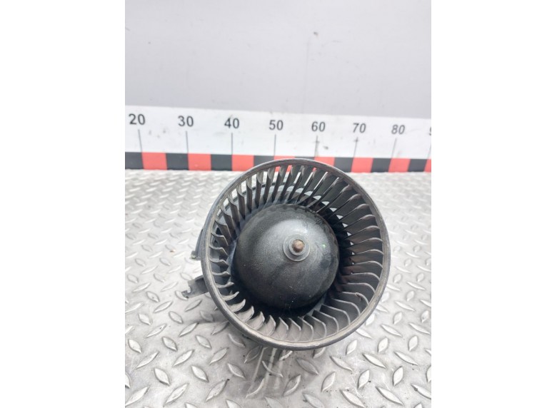 Моторчик печки к Моторчик печки к Peugeot Boxer undefined г. Boxer