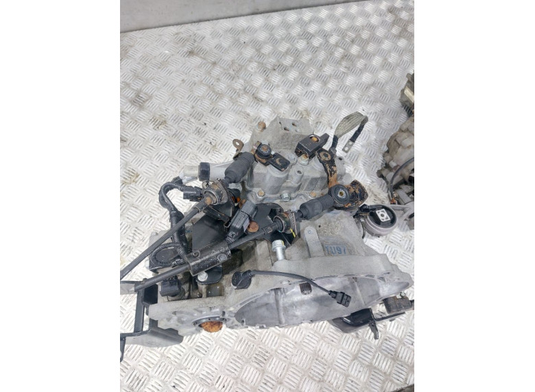 КПП механическая (МКПП) к Hyundai i30, 2008г.