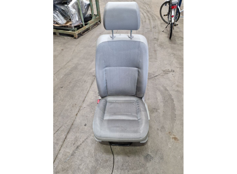 Сиденье переднее левое к Volkswagen Transporter, 2010г.