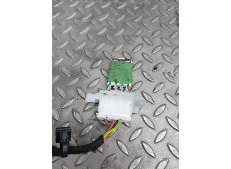 Сопротивление печки к Opel Corsa, 2017г.