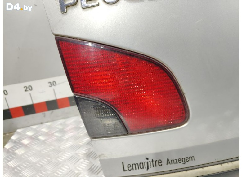 Фонарь крышки багажника левый к Peugeot 406 undefined г.
