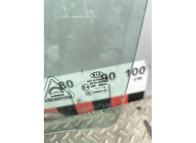 Стекло двери задней левой к Kia Sportage, 2016г.