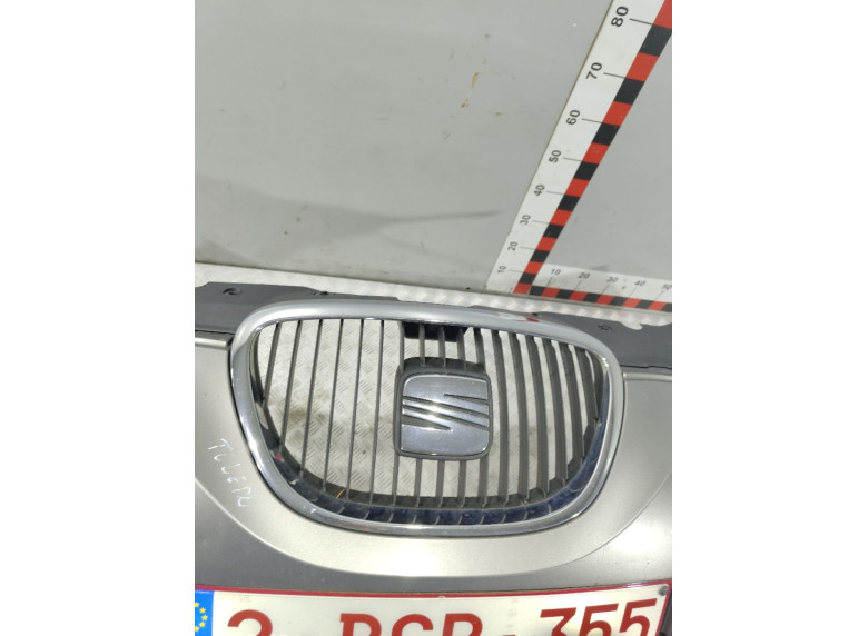 Решетка радиатора к Seat Toledo