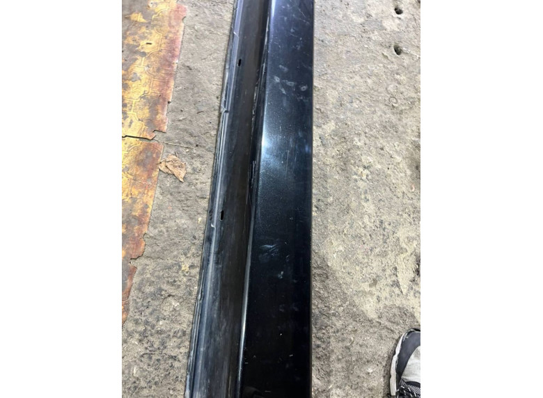 Накладка на порог к BMW 5 E60/E61, 2007г.