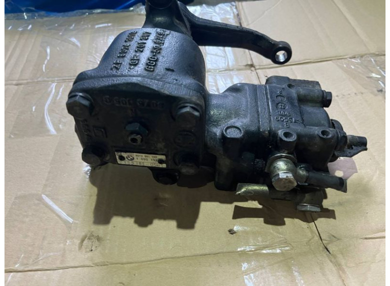 Редуктор рулевой к BMW 5 E39, 2001г.