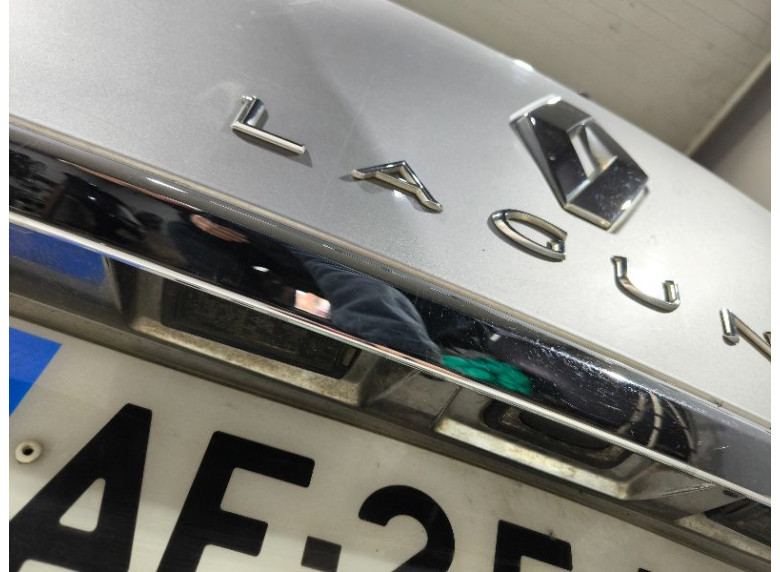 Накладка подсветки номера к Renault Laguna, 2008г.