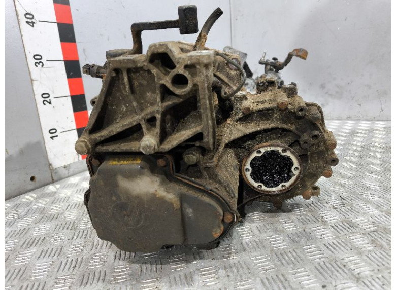КПП механическая (МКПП) к Volkswagen Bora, 2000г.