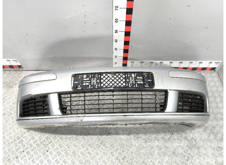 Бампер передний к Volkswagen Golf, 2005г.