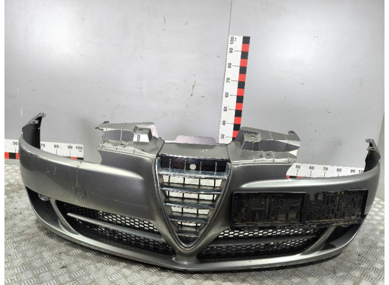 Фара противотуманная правая к Alfa Romeo 147, 2005г.