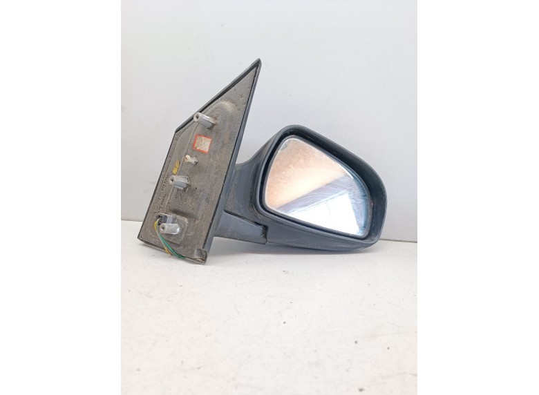 Зеркало наружное правое к Toyota Matrix