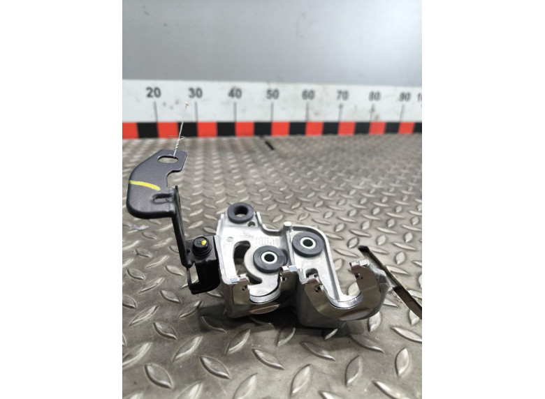 Кронштейн крепления троса КПП к Kia Sportage, 2018г.