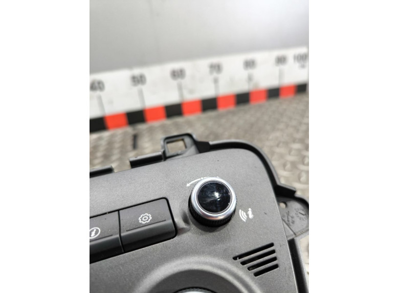 Блок кнопок к Kia Sportage, 2018г.