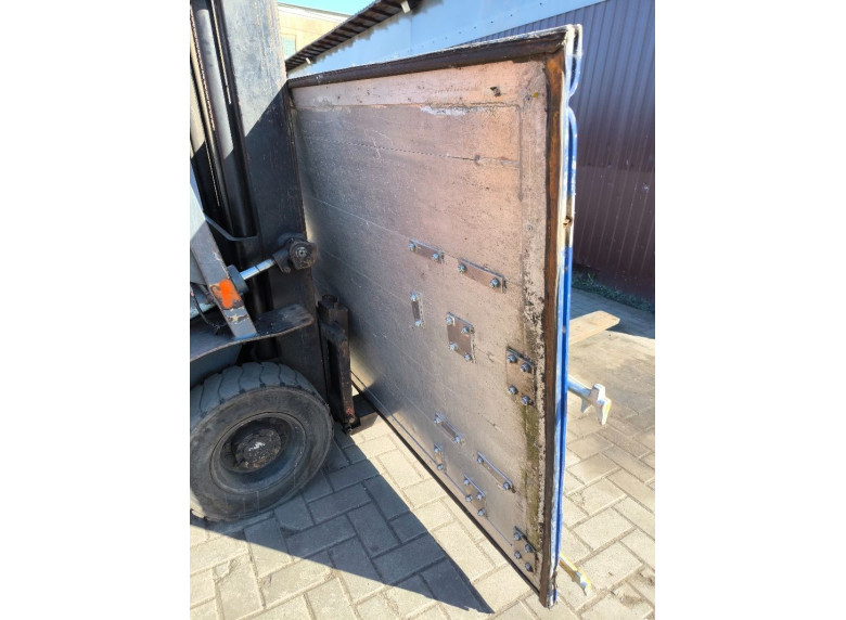 Дверь задняя распашная правая к Schmitz SKO-24, 2014г.