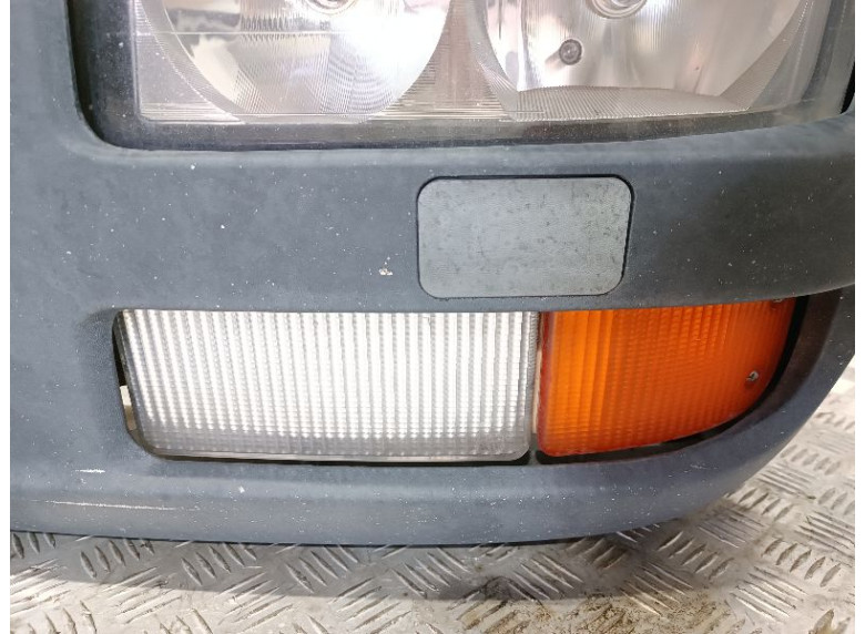 Поворотник левый к MAN LE