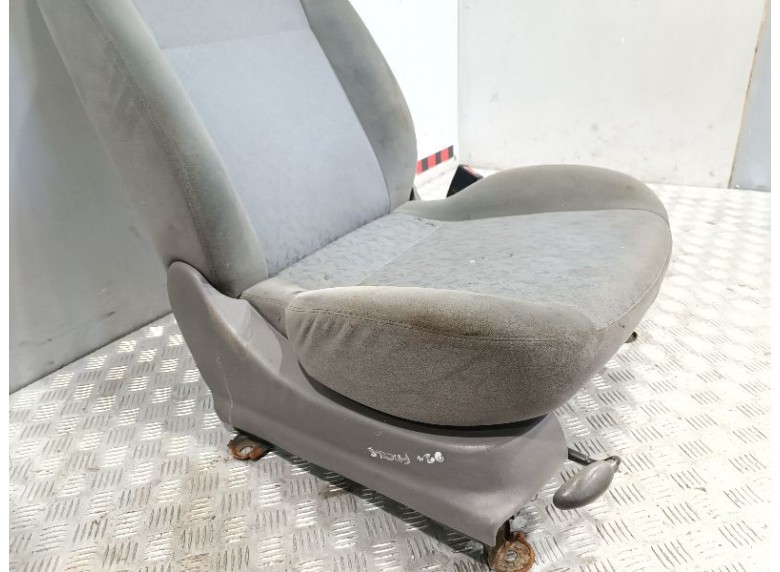 Сиденье переднее правое к Сиденье переднее правое к Ford Focus undefined г. Focus