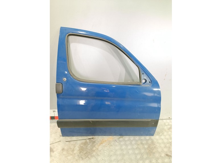 Дверь передняя правая к Peugeot Partner