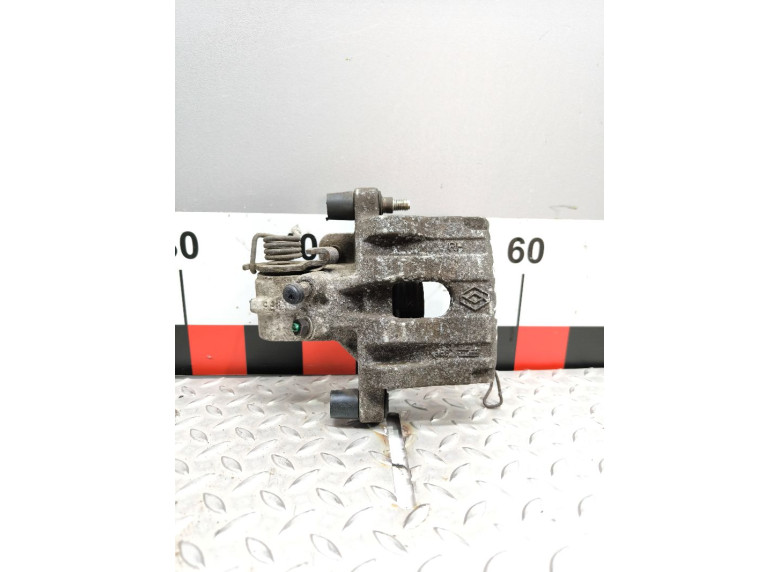 Суппорт задний правый к Renault Espace, 2004г.