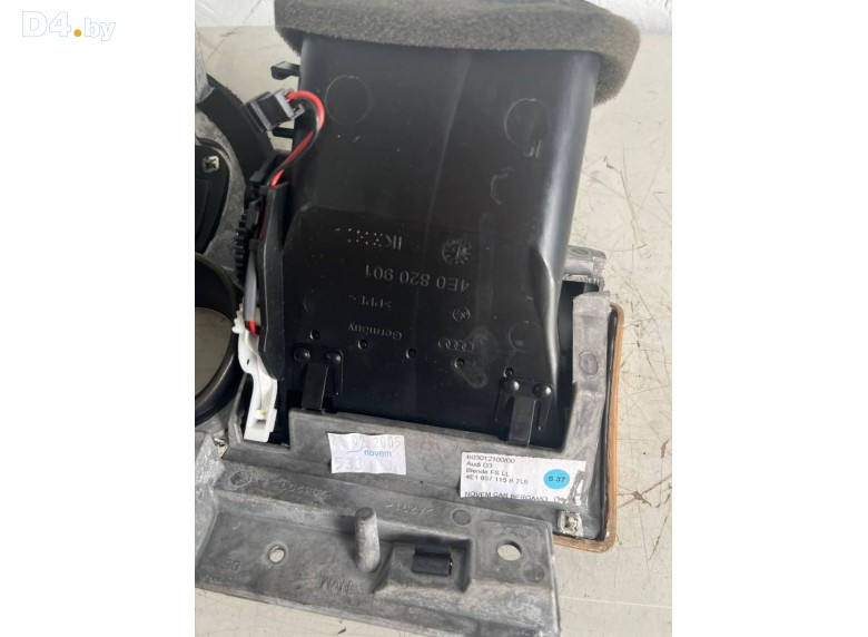 Накладка декоративная на торпедо к Накладка декоративная на торпедо к Audi A8 undefined г. A8