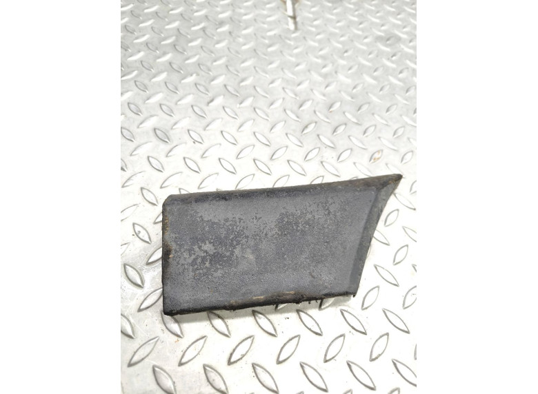 Молдинг крыла переднего правого к Volkswagen Passat, 1991г.