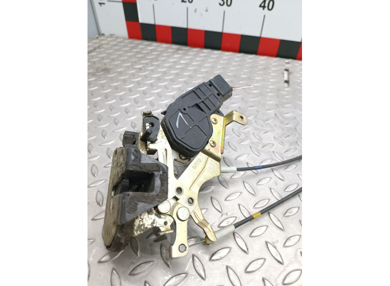 Замок двери задней правой к Geely MK