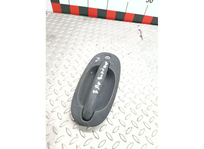 Ручка наружная передняя правая к Chrysler Voyager, 1998г.