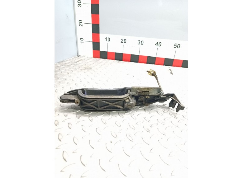 Ручка наружная задняя правая к Ручка наружная задняя правая к Ford Focus undefined г. Focus