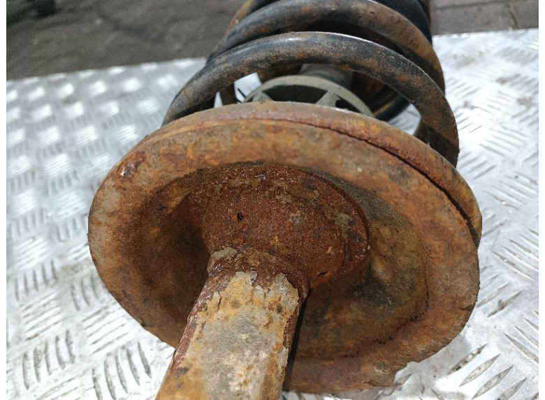 Опора амортизатора нижняя (чашка) к Renault Megane, 1998г.