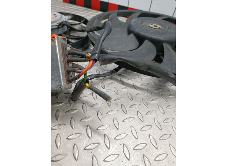 Вентилятор радиатора к Audi A6, 2007г.