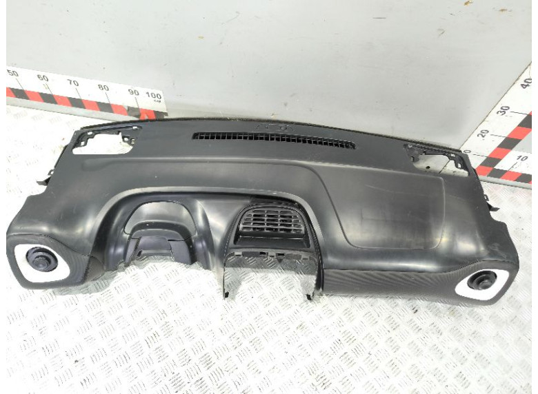 Панель передняя салона (торпедо) к Citroen C1, 2014г.