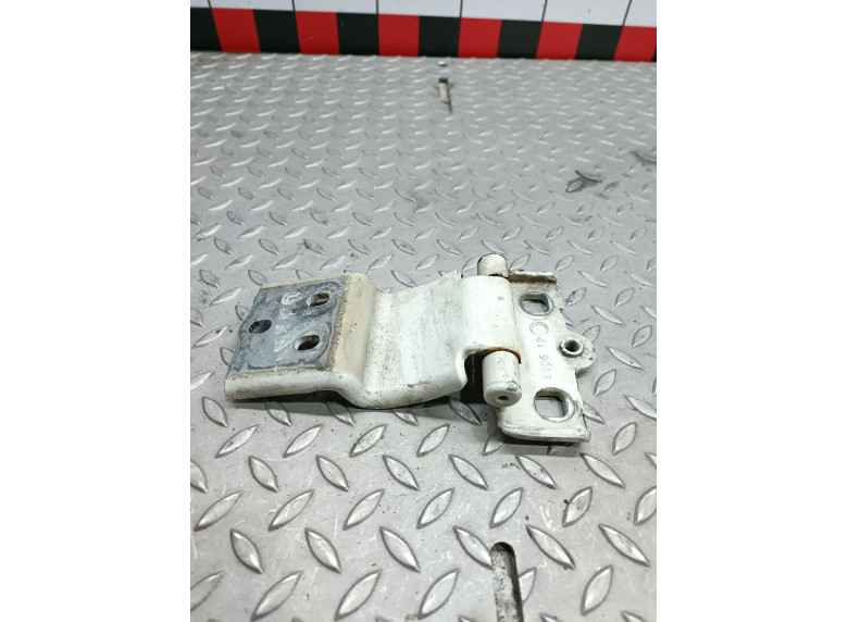 Петля двери задней левой к Fiat Ducato, 2008г.