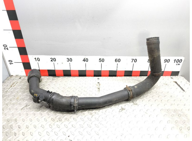 Патрубок интеркулера к Volkswagen Sharan, 2001г.