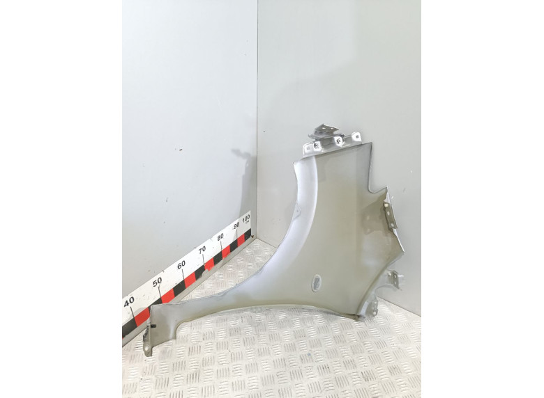 Крыло переднее правое к Citroen C1, 2015г.