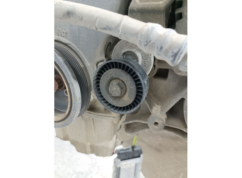 Натяжитель ремня генератора к Volkswagen Transporter, 2010г.