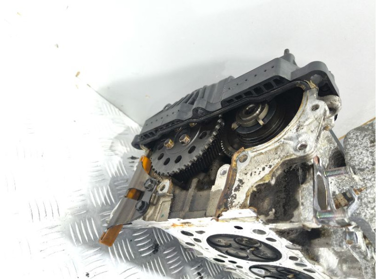 Головка блока цилиндров к Mazda 6, 2010г.