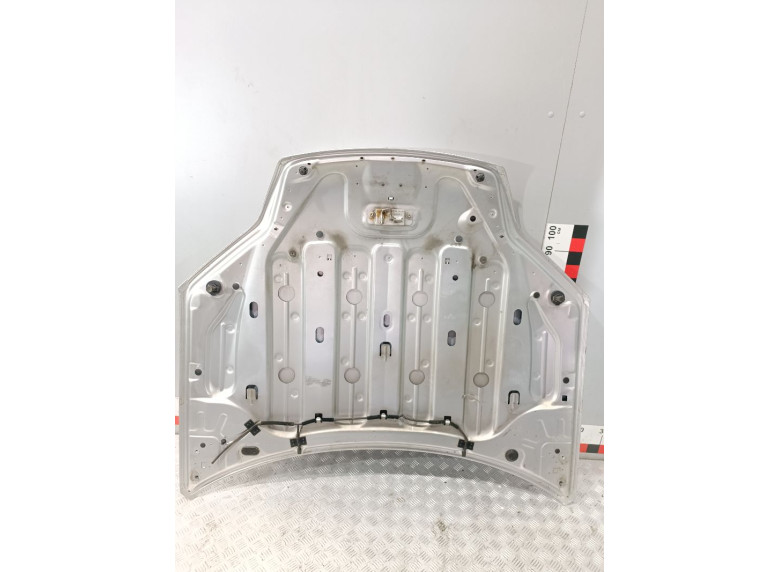 Капот к Renault Laguna, 2010г.