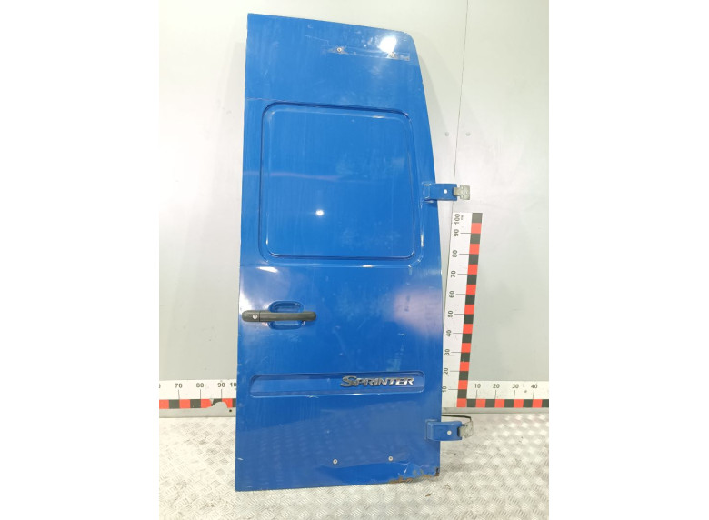 Дверь задняя распашная правая к Mercedes Sprinter, 2003г.