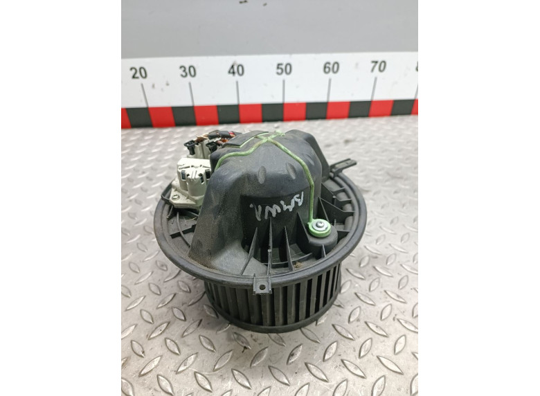 Моторчик печки к BMW 1 E87/E81/E82/E88, 2006г.