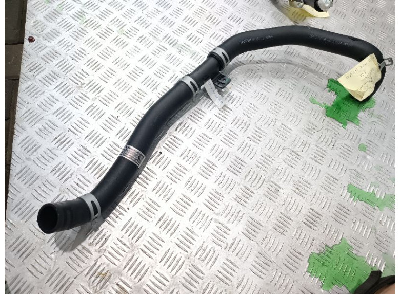 Патрубок радиатора к Kia Sportage, 2017г.