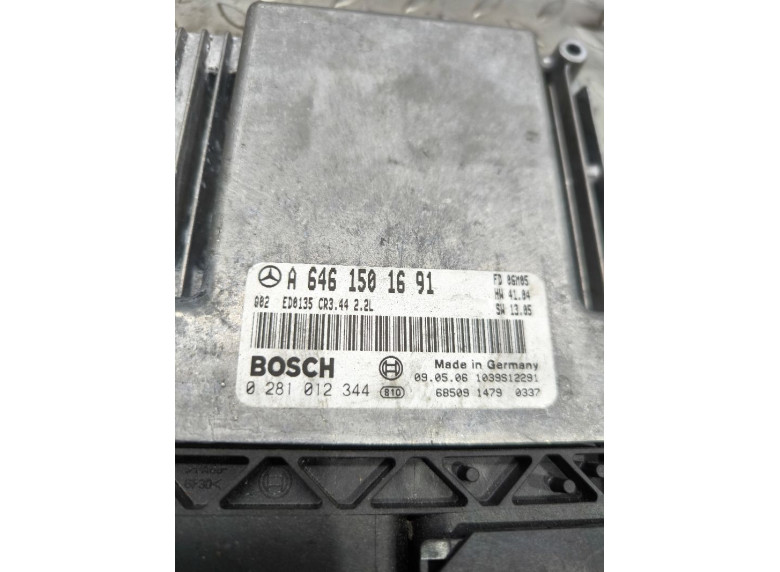 Блок управления двигателем к Mercedes C W203, 2006г.