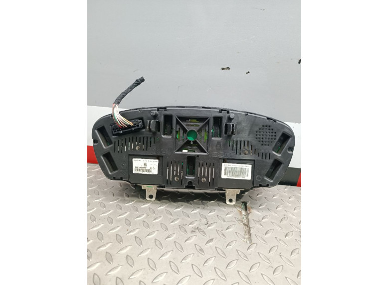 Щиток приборов (приборная панель) к Renault Laguna, 2009г.