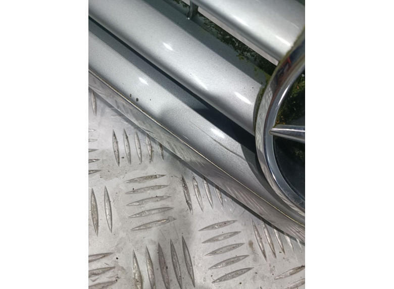 Решетка радиатора к Mercedes C W203, 2004г.