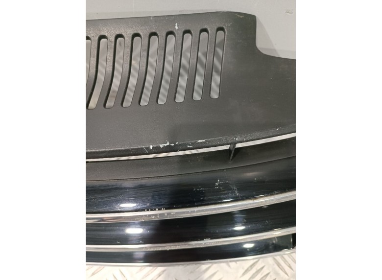 Решетка радиатора к Решетка радиатора к Volkswagen EOS undefined г. EOS