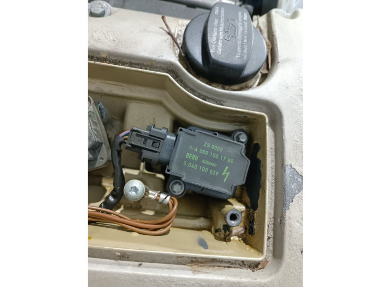 Катушка зажигания к Mercedes CLK W208, 2000г.