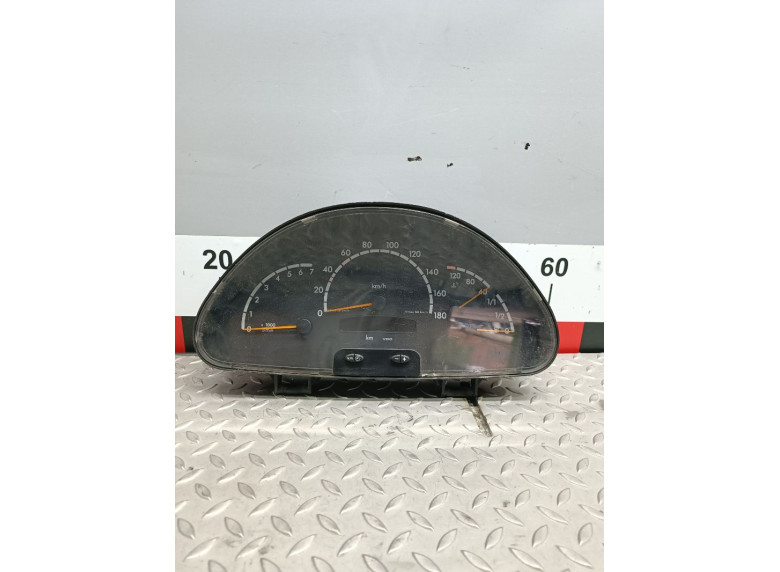 Щиток приборов (приборная панель) к Mercedes Sprinter, 2003г.