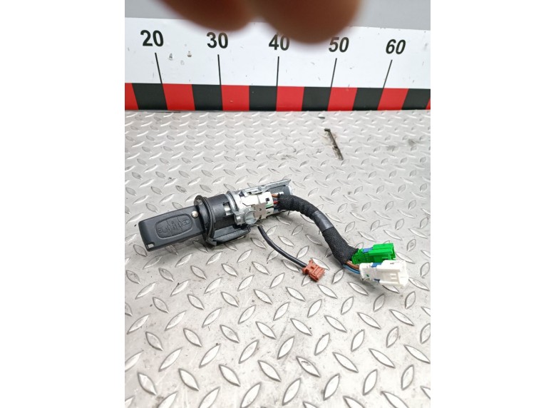 Замок зажигания к Замок зажигания к Peugeot 607 undefined г. 607